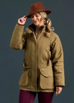 Combrook Ladies Tweed Shooting Coat In Grove - Shooting Fit -AlanPaine Shop Combrook Ladies Tweed Shooting Coat Grove 2 191b95ca 734e 41ae 9bea 282547738253