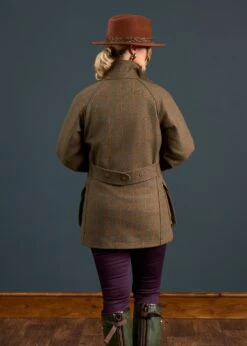 Combrook Ladies Tweed Shooting Coat In Willow - Shooting Fit -AlanPaine Shop Combrook Ladies Tweed Shooting Coat Willow 3