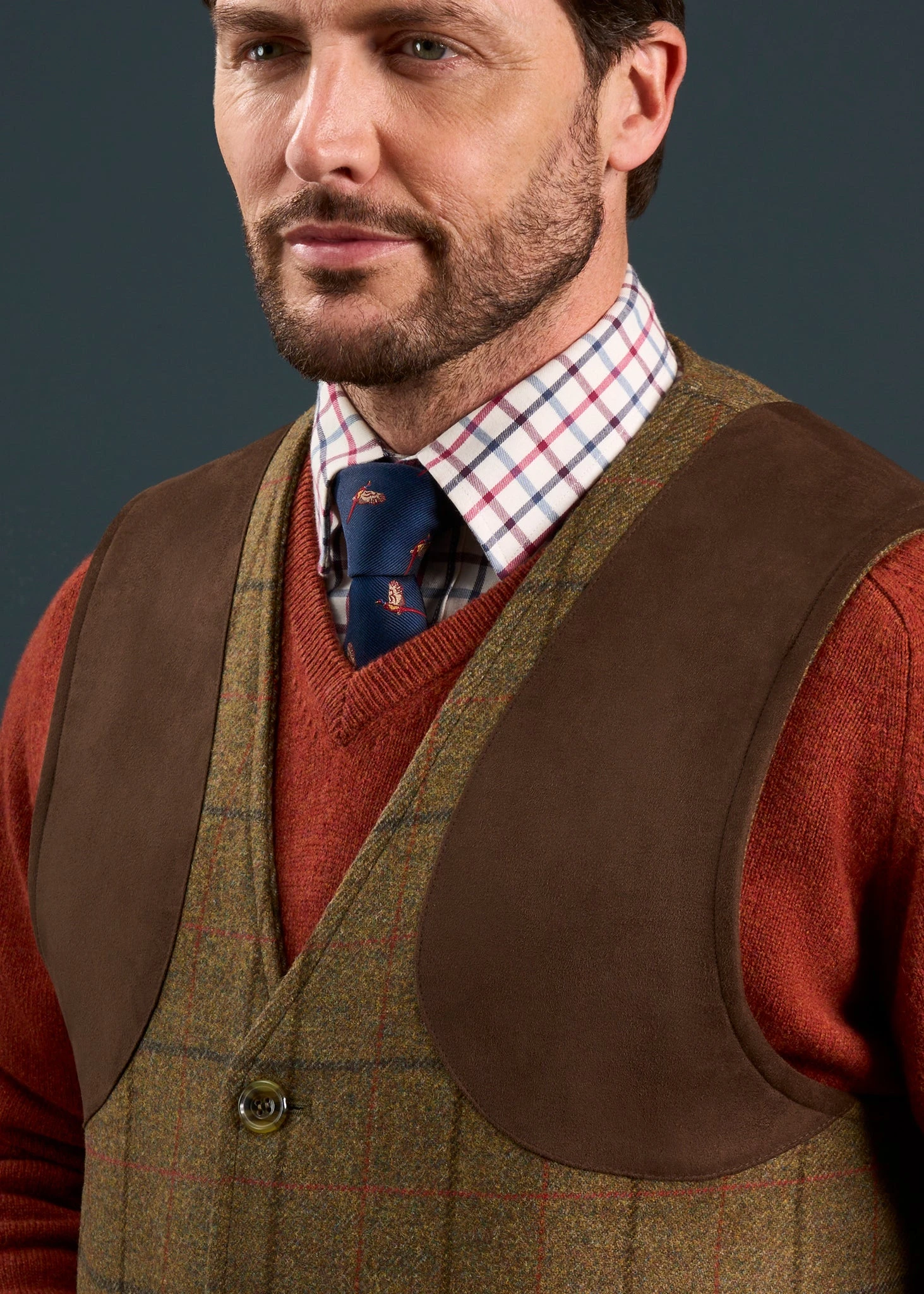 Combrook Men's Tweed Shooting Waistcoat In Thyme - Shooting Fit 4 Combrook Men's Tweed Shooting Waistcoat In Thyme - Shooting Fit - Image 4