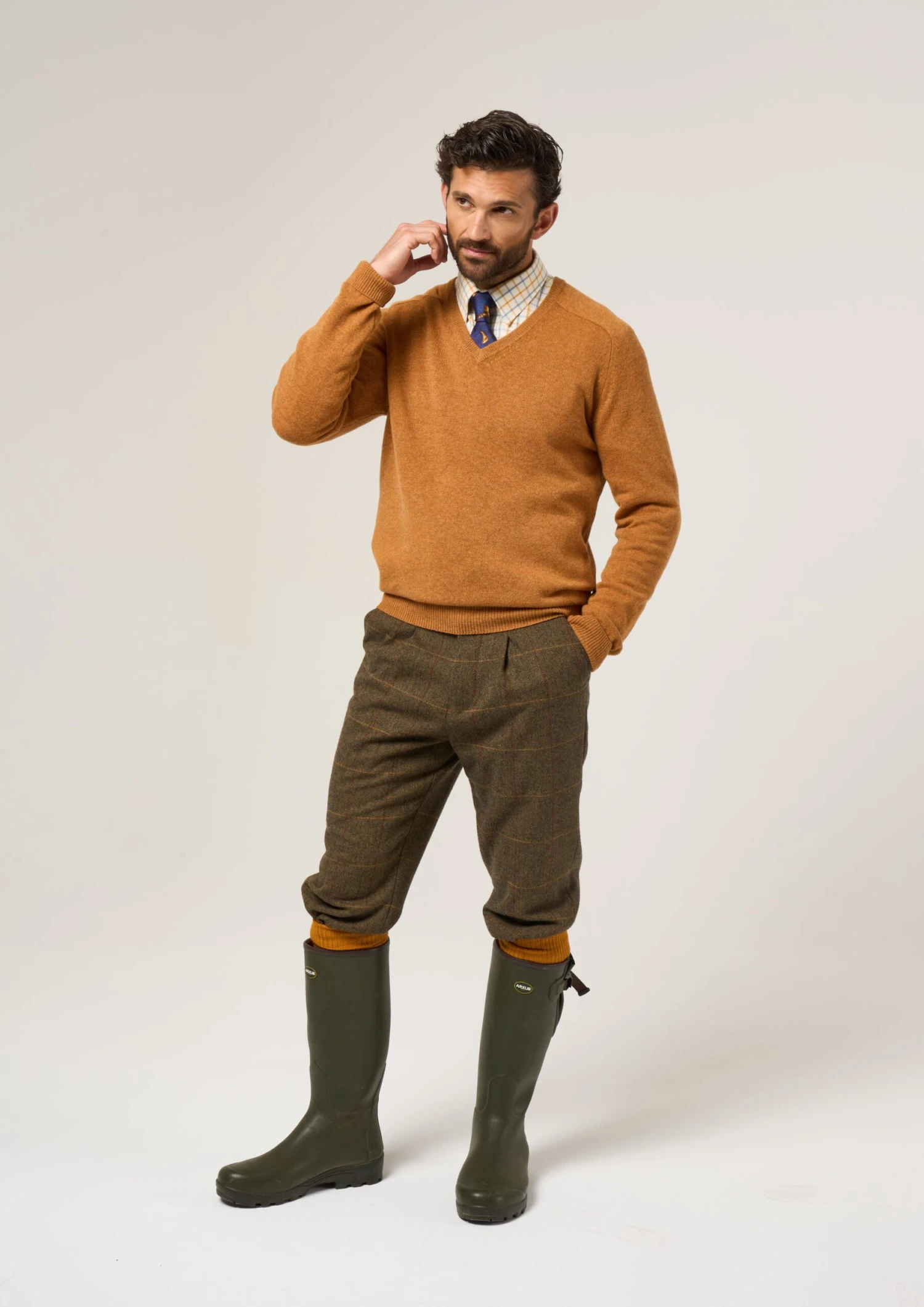 Combrook Men's Tweed Shooting Breeks In Teak 5 Combrook Men's Tweed Shooting Breeks In Teak - Image 5