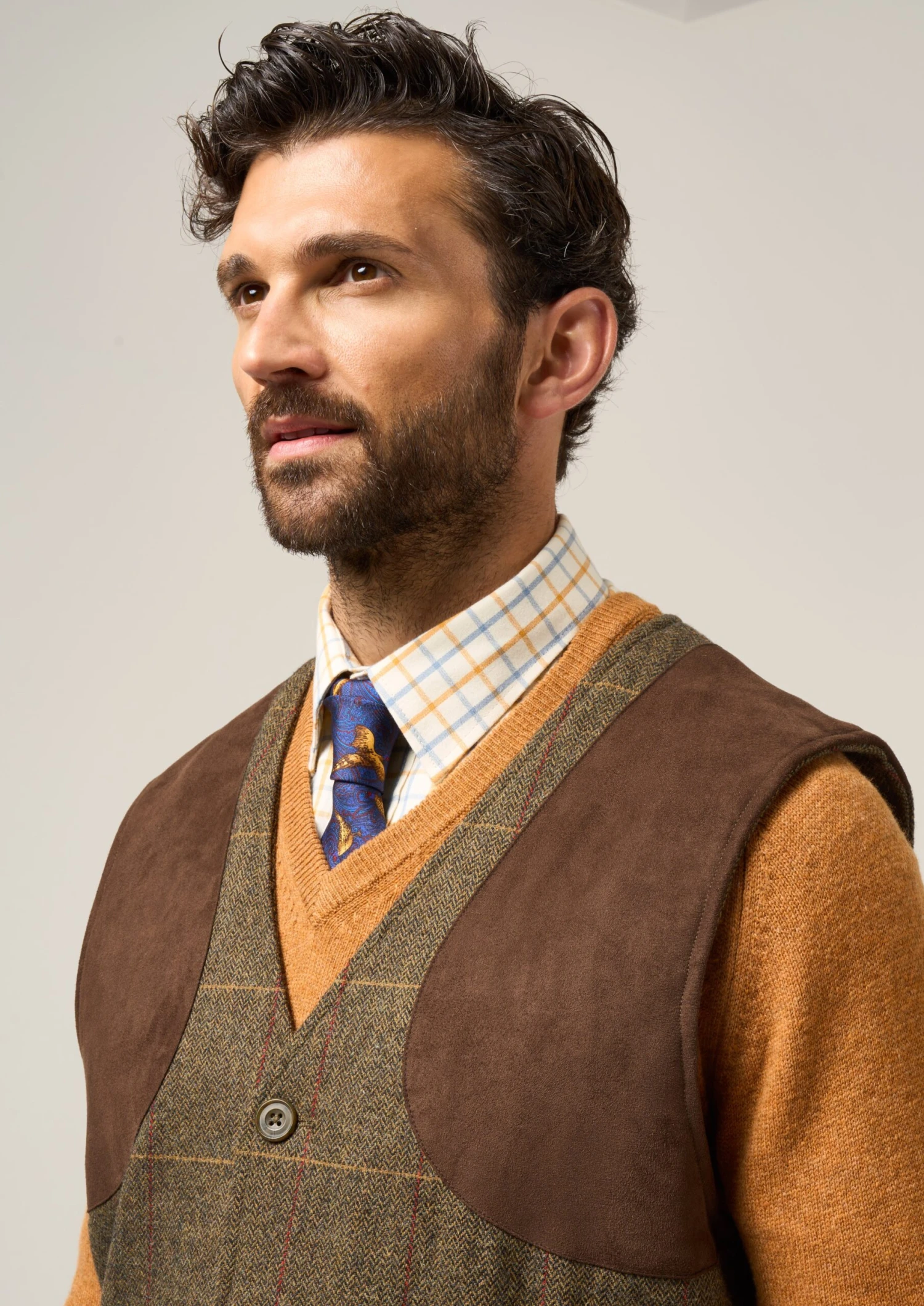 Combrook Men's Tweed Shooting Waistcoat In Teak - Shooting Fit 2 Combrook Men's Tweed Shooting Waistcoat In Teak - Shooting Fit - Image 2