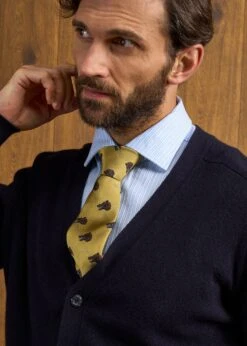 Cornwall Lambswool Cardigan In Navy - Classic Fit -AlanPaine Shop Cornwall Lambswool Cardigan Mens Dark Navy 5