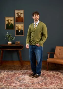 Cornwall Lambswool Cardigan In Green Bean - Classic Fit -AlanPaine Shop Cornwall Lambswool Carigan Green Bean 1 b9d4bf6b 0aa0 4814 9027 757c1dafbb9e