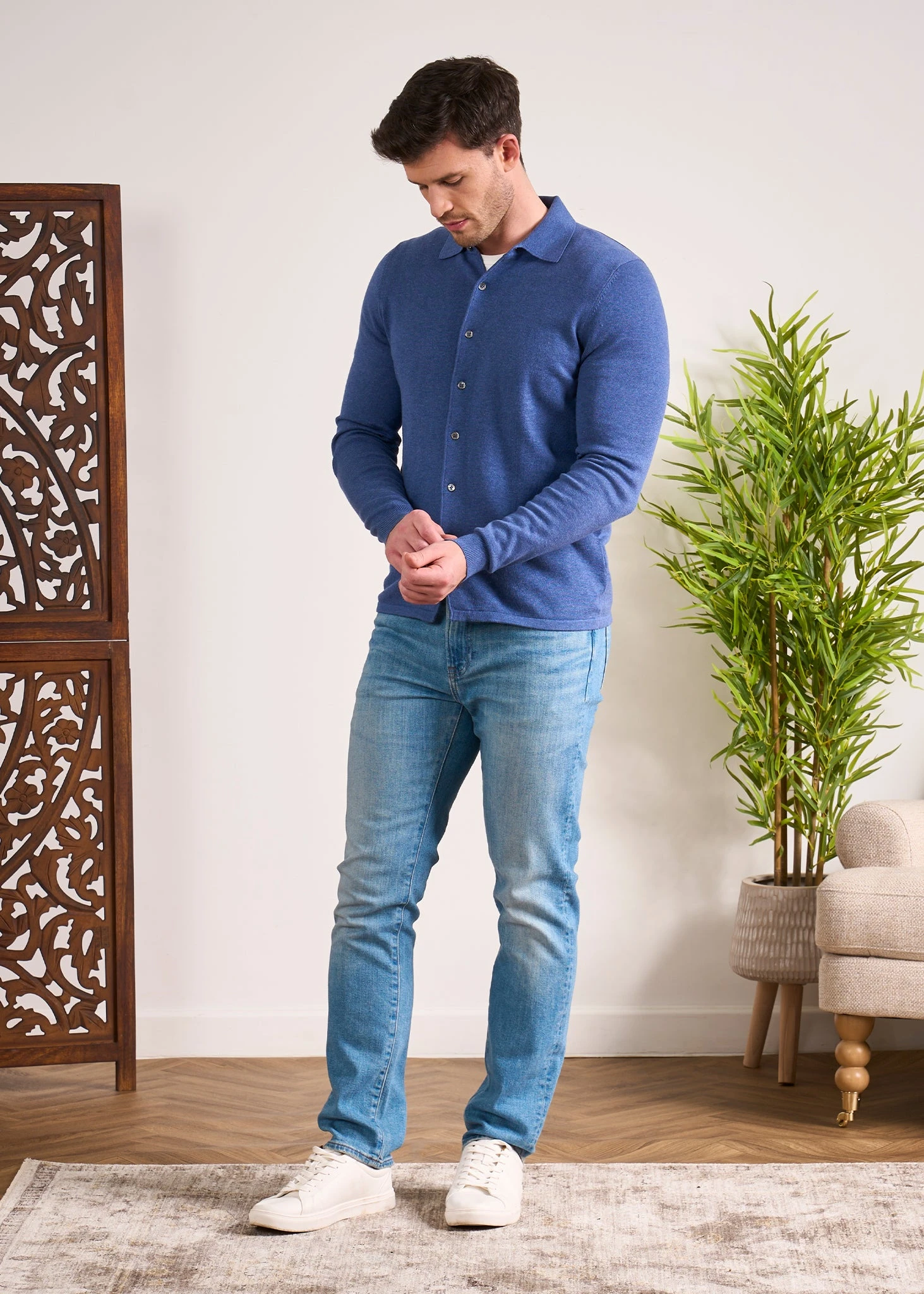 Medstead Men's Long Sleeve Shirt In Indigo 2 Medstead Men's Long Sleeve Shirt In Indigo - Image 2