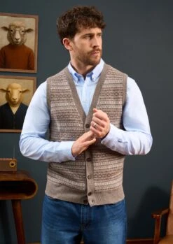 Maywick Men's Lambswool Fair Isle Waistcoat In Vole -AlanPaine Shop Lambswool Fairisle Kinitted Slipover Vole 3