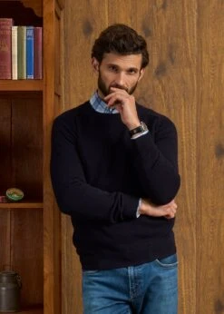 Lenzie Men's Lambswool Jumper In Navy Jumper - Regular Fit -AlanPaine Shop Lenzie Lambswool Crew Neck Jumper Navy 2