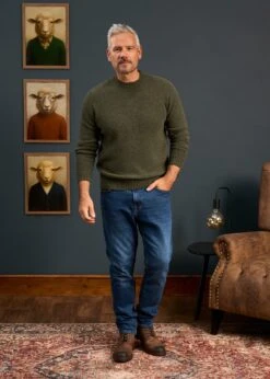 Kinnadie Supersoft Shetland Jumper In Moorland - Regular Fit -AlanPaine Shop Mens Shetland Wool Jumper Green 1 343f6956 0b4d 4c5d a2ed 143e4def38e3