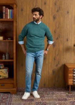 Kinnadie Supersoft Shetland Jumper In Kingfisher - Regular Fit -AlanPaine Shop Mens Shetland Wool Jumper Kingfisher 3