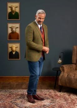 Combrook Men's Tweed Sports Blazer In Reed - Regular Fit -AlanPaine Shop Mens Tweed Blazer Green Red Check Combrook 4