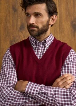 Norfolk Men's Lambswool Slipover In Bordeaux - Classic Fit -AlanPaine Shop Norfolk Lambswool Knitted Slipover Bordeaux 6