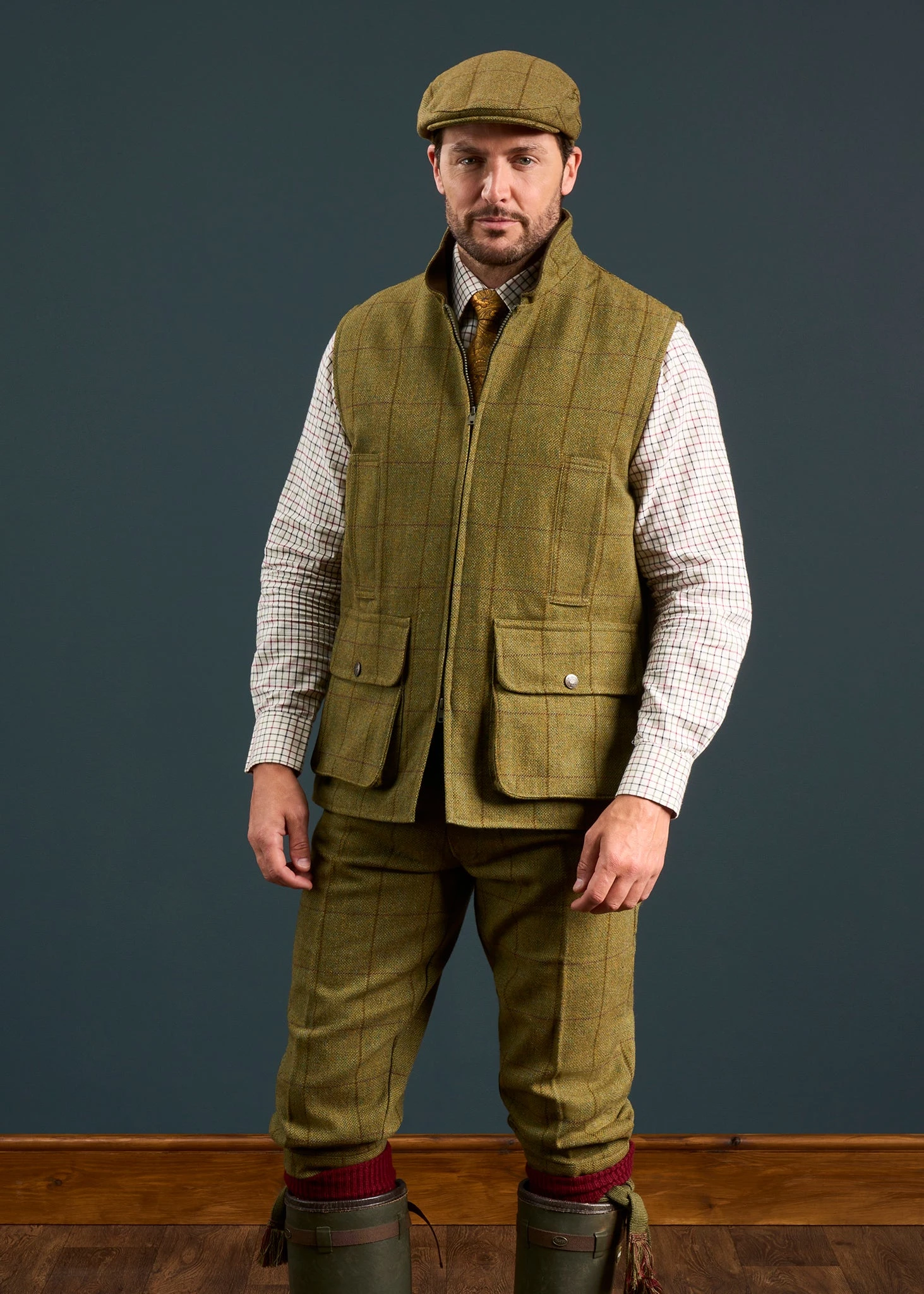 Rutland Men's Tweed Waistcoat In Lichen - Shooting Fit 3 Rutland Men's Tweed Waistcoat In Lichen - Shooting Fit - Image 3