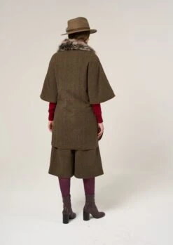 Surrey Ladies Tweed Cape In Hemlock 16 Surrey Ladies Tweed Cape In Hemlock -AlanPaine Shop Surrey Ladies Tweed Cape Hemlock 5
