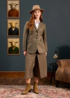 Surrey Ladies Tweed Culottes In Seabrook -AlanPaine Shop Surrey Ladies Tweed Cullotes Seabrook 2