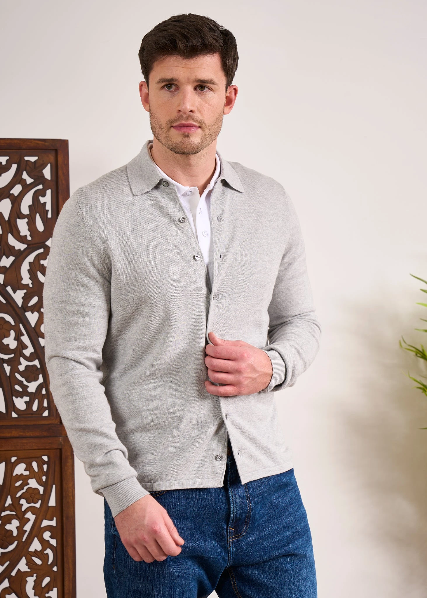 Medstead Men's Long Sleeve Shirt In Dove 5 Medstead Men's Long Sleeve Shirt In Dove - Image 5